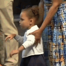Riley Curry Is Watching You GIF - Riley Curry Watching You Stare GIFs