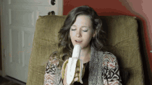 Jordan Taylor Blowing On A Banana GIF - Jordan Taylor Blowing On A Banana Sara Taylor GIFs