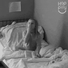 Blowing A Kiss Happily GIF - Blowing A Kiss Happily Sending A Kiss GIFs