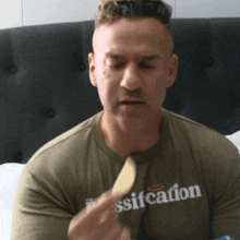 Eating Chips The Situation GIF - Eating Chips The Situation Mike Sorrentino GIFs