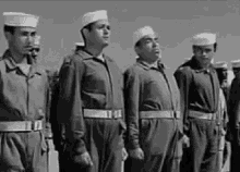 إسماعيل ياسين في البحرية مضحك GIF - Ismail Yassine In The Navy Movie Funny GIFs