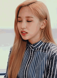 Mina Twice GIF - Mina Twice Nayeon GIFs