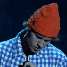 Shaking Head Justin Bieber GIF - Shaking Head Justin Bieber Lonely Song GIFs