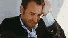 Jean Dujardin GIF - Jean Dujardin Pleurer Triste GIFs