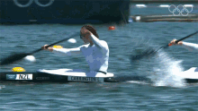 Rowing Lisa Carrington GIF - Rowing Lisa Carrington Caitlin Regal GIFs