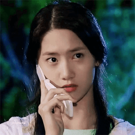 Yoona mignon gif