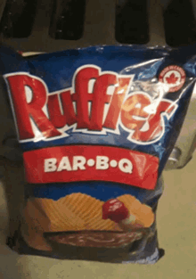 Ruffles Bar Bq Chips GIF - Ruffles Bar Bq Chips Bbq Chips GIFs