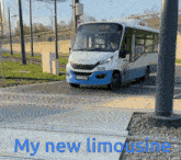 Bus Limousine GIF - Bus Limousine Car GIFs