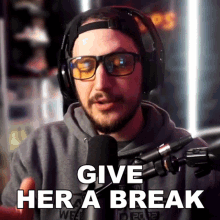 Give Her A Break Jared GIF - Give Her A Break Jared Jaredfps GIFs