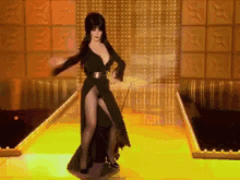Elvira Rpdr GIF - Elvira Rpdr Dance GIFs