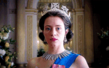 Queen Claire Foy GIF - Queen Claire Foy Elizabeth Ii GIFs