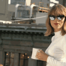 Taylor Swift Sweet 1989iscoming GIF - Taylor Swift Sweet 1989iscoming Taylors Version GIFs