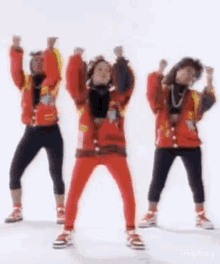 Dance Hip Hop GIF - Dance Hip Hop Girl Group GIFs