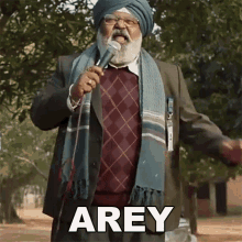 Arey Parmanand Singh GIF - Arey Parmanand Singh Saurabh Shukla GIFs