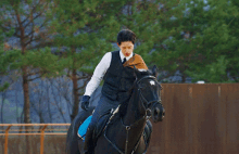 Vincenzo Kdrama GIF - Vincenzo Kdrama Horse Riding GIFs