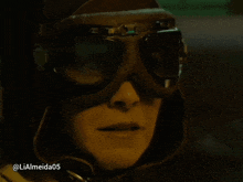 a woman wearing a helmet and goggles has the username lialmeida05 on the bottom right