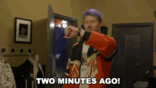 Two Minutes Ago Late GIF - Two Minutes Ago Late Impatient GIFs