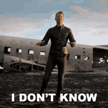 I Dont Know Dierks Bentley GIF - I Dont Know Dierks Bentley Black Song GIFs
