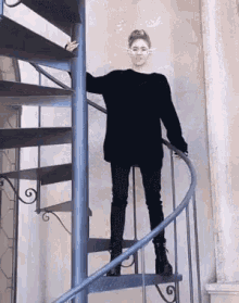 Grimes Hates Everyone GIF - Grimes Hates Everyone Grimes Hate GIFs
