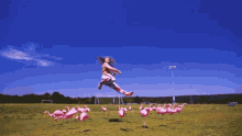 Flamingo Kick GIF - Flamingo Kick Bodybuilder GIFs