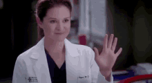 April Kepner Greys Anatomy GIF - April Kepner Greys Anatomy Hello GIFs