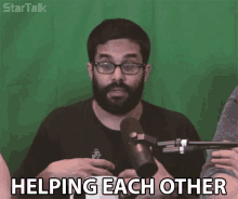 Helping Each Other Help GIF - Helping Each Other Help Explaining GIFs