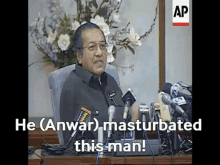 Tun M Anwar Ibrahim GIF - Tun M Anwar Ibrahim Press Conference GIFs