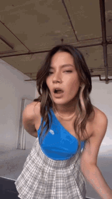 Outfit Highlight GIF - Outfit Highlight Skirt GIFs