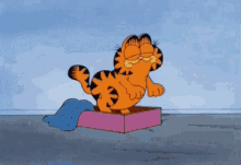 Garfield Flex GIF - Garfield Flex Cyberflexer GIFs