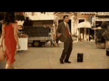 Mrbean Rowan Atkinson GIF - Mrbean Rowan Atkinson Dancing GIFs
