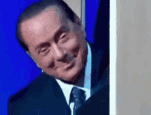 Coucou Silvio GIF - Coucou Silvio Berlusconi GIFs