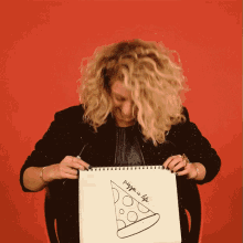 Tori Kelly Drawing GIF - Tori Kelly Drawing Lol GIFs