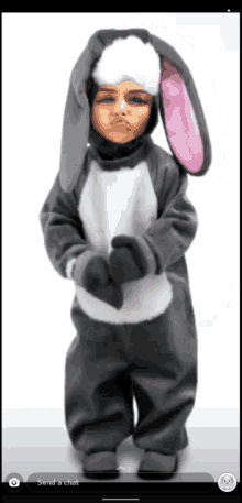 Ellissa Gonzales Bunny Dance GIF - Ellissa Gonzales Bunny Dance Snapchat Filter GIFs