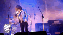 Arctic Monkeys 505 GIF - Arctic Monkeys 505 I Crumble Completely GIFs