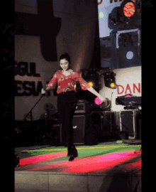 isyana sarasvati dance moves on stage