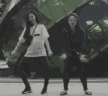 Mythanh Mickeyteam GIF - Mythanh Mickeyteam Dance GIFs