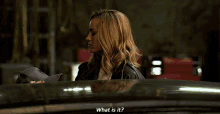 Captain Marvel What Is It GIF - Captain Marvel What Is It Hat GIFs
