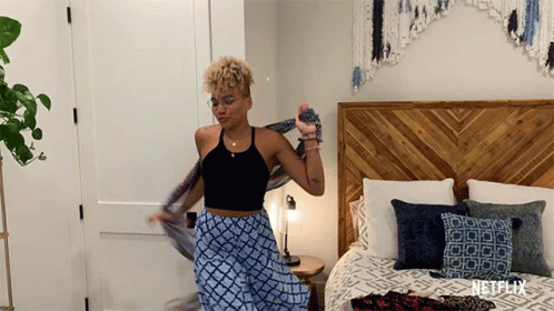 Dorcas Oliveira ☽ | Love me as well - Page 2 Dancing-emmy-raver-lampman