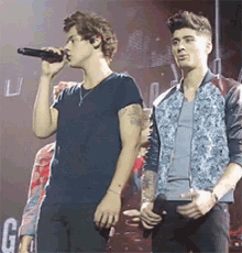 Harry Getting Pantsed!!! GIF - Harry Styles One Direction GIFs