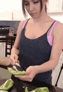 Alinity Cooking GIF - Alinity Cooking Love GIFs