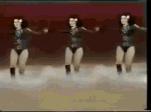 Carabina Ambrosio GIF - Carabina Ambrosio Dance GIFs