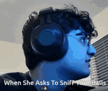 Sniff GIF - Sniff GIFs