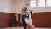 Paige Bueckers Basketball GIF - Paige Bueckers Basketball GIFs