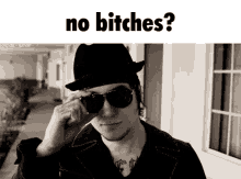 Synyster Gates No Bitches GIF - Synyster Gates No Bitches GIFs