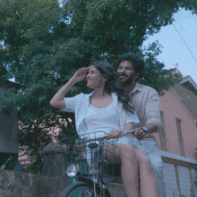 shreya dhanwanthary dulquer salmaan cinema love bicycle