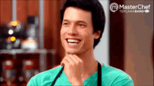 Leonardo Sem Graça GIF - Master Chef Smile Confused GIFs
