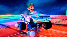 Luigi Mario Kart GIF - Luigi Mario Kart Mushrooms GIFs