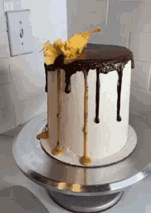 Cake Birthday GIF - Cake Birthday Happy GIFs