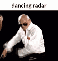 Dancing Radar Radar GIF - Dancing Radar Radar Pitbull GIFs