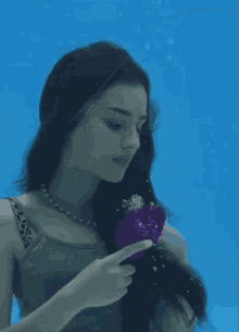 Dina Underwater GIF - Dina Underwater Mermaid GIFs